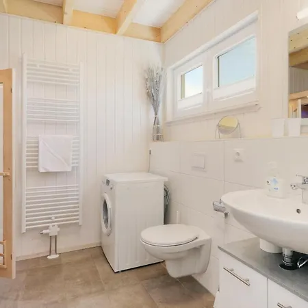 Semesterbostad Lovely In Ostseeresort With Sauna